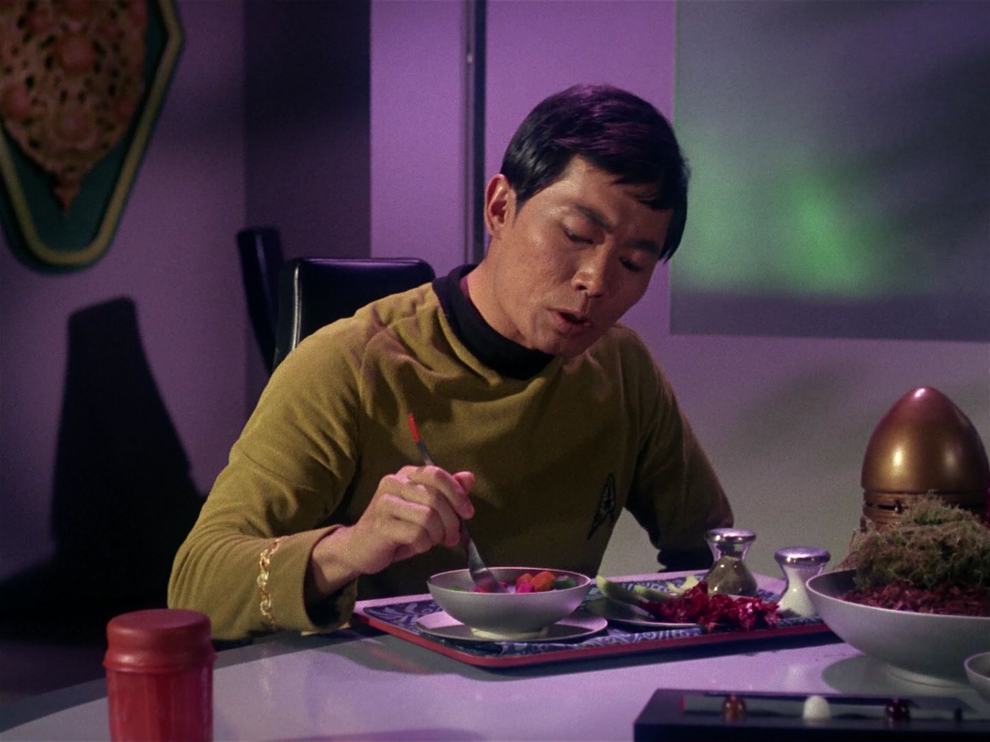 ariane179254_StarTrek_1x01_TheManTrap_1236.jpg