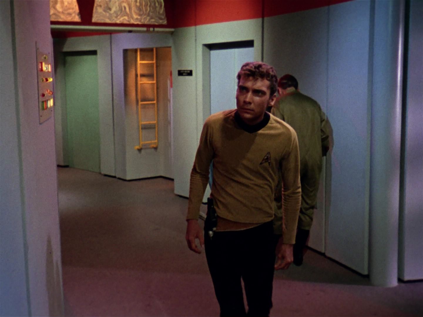 ariane179254_StarTrek_1x01_TheManTrap_1267.jpg