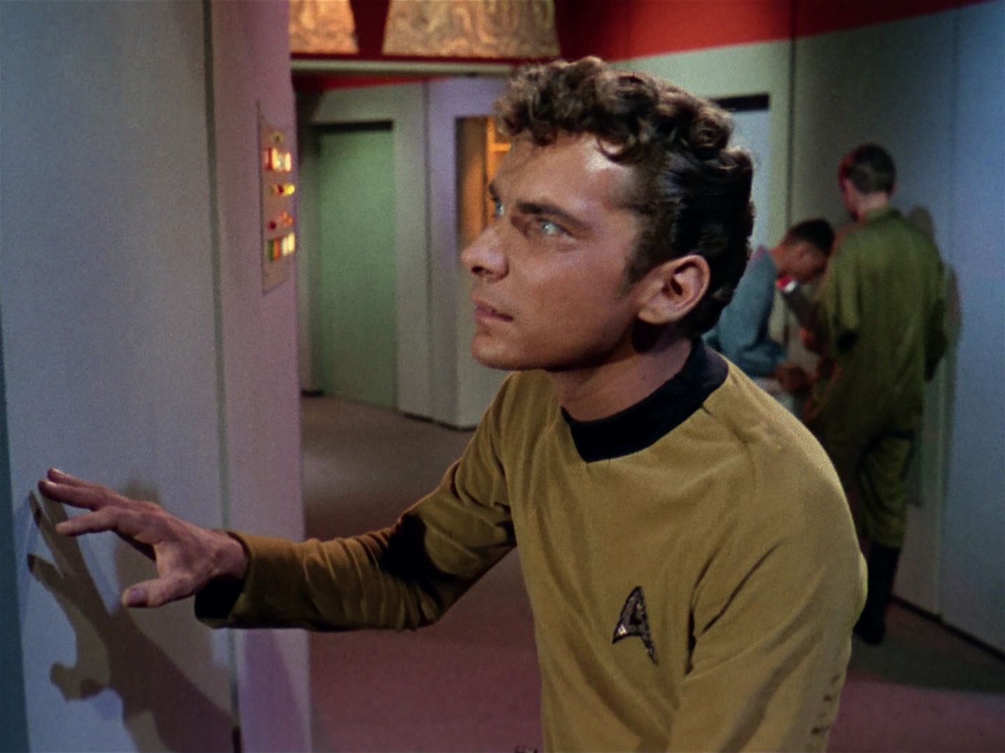 ariane179254_StarTrek_1x01_TheManTrap_1271.jpg