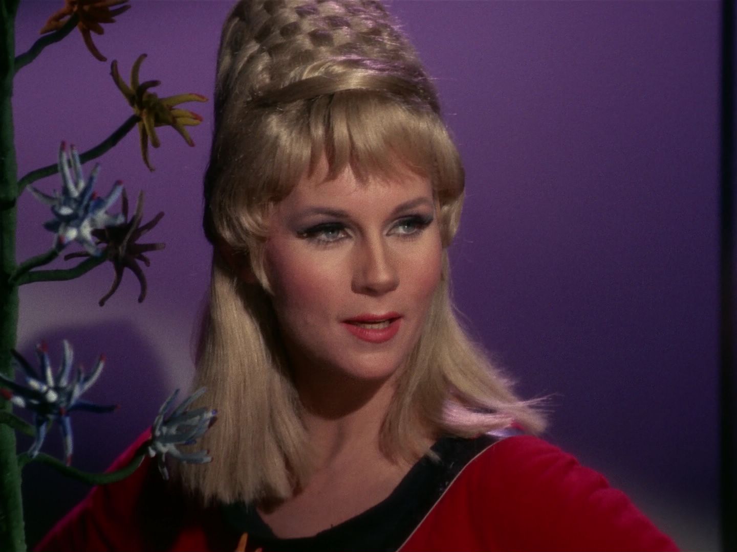 ariane179254_StarTrek_1x01_TheManTrap_1291.jpg