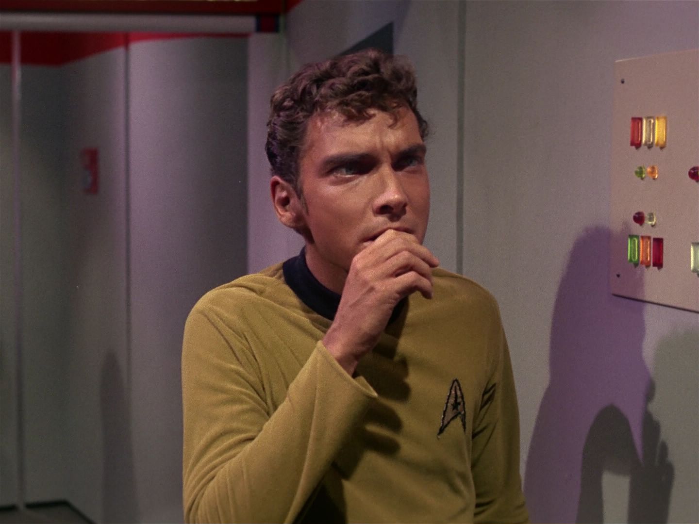 ariane179254_StarTrek_1x01_TheManTrap_1343.jpg