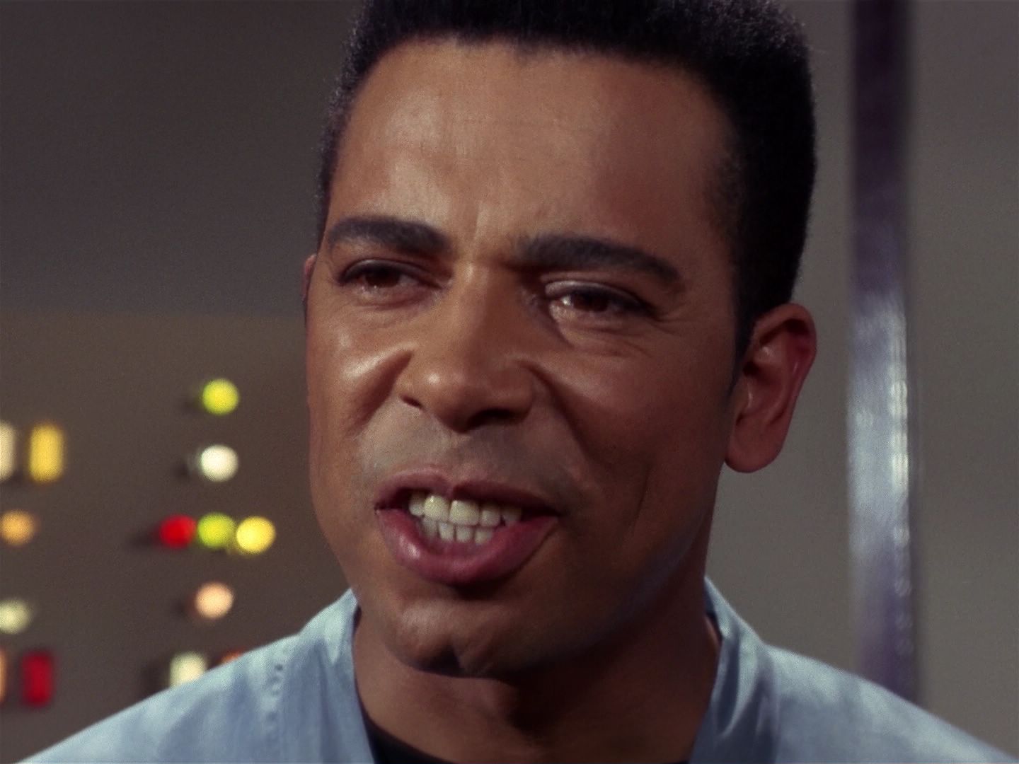ariane179254_StarTrek_1x01_TheManTrap_1395.jpg