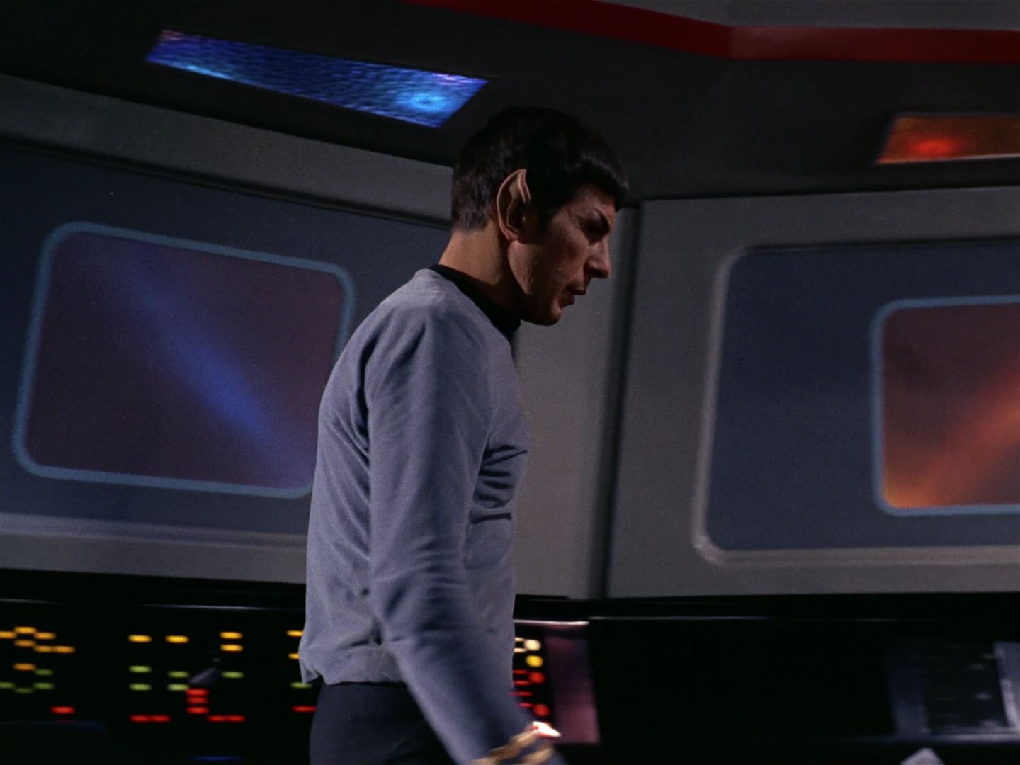 ariane179254_StarTrek_1x01_TheManTrap_1513.jpg