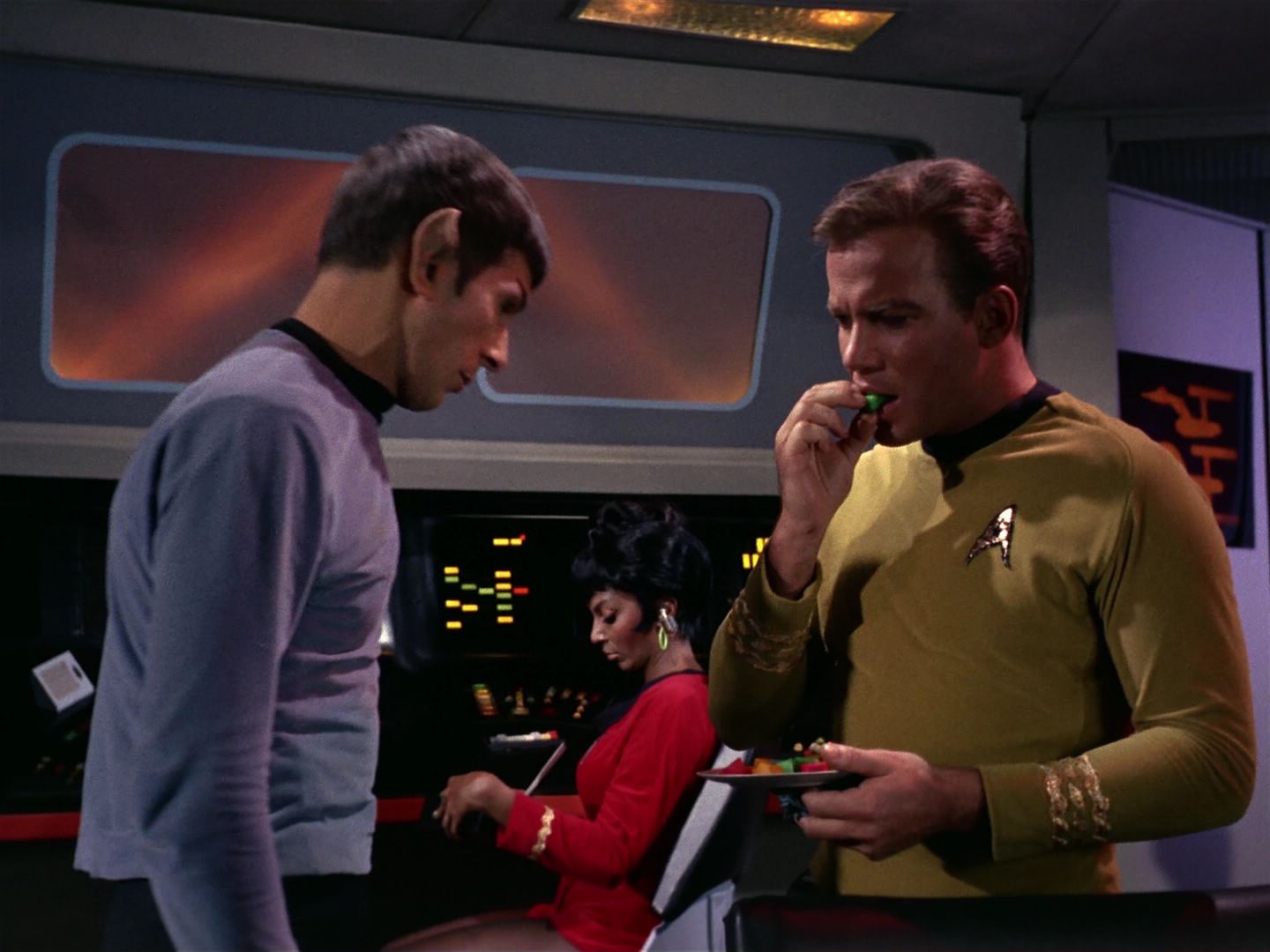 ariane179254_StarTrek_1x01_TheManTrap_1529.jpg
