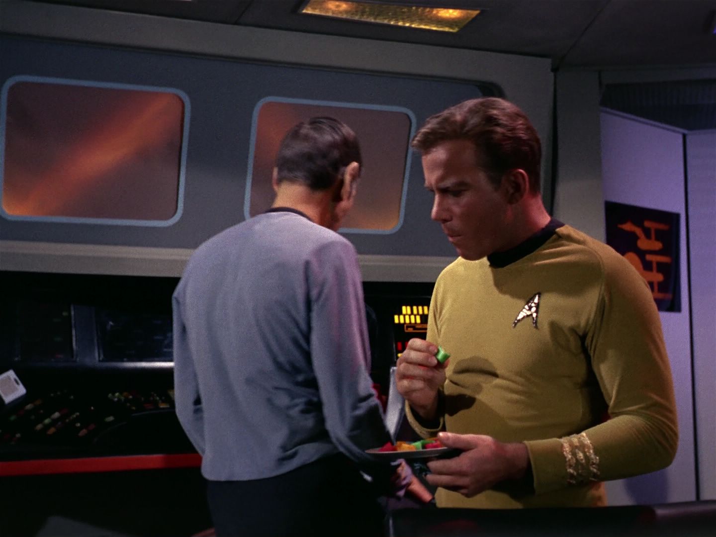 ariane179254_StarTrek_1x01_TheManTrap_1530.jpg