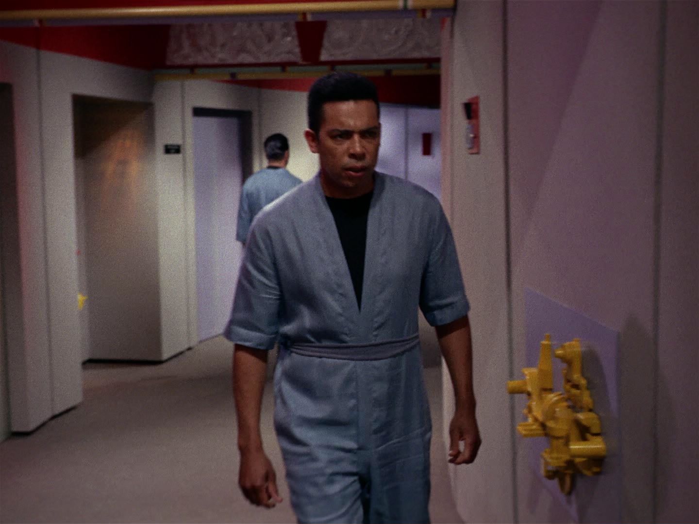 ariane179254_StarTrek_1x01_TheManTrap_1555.jpg