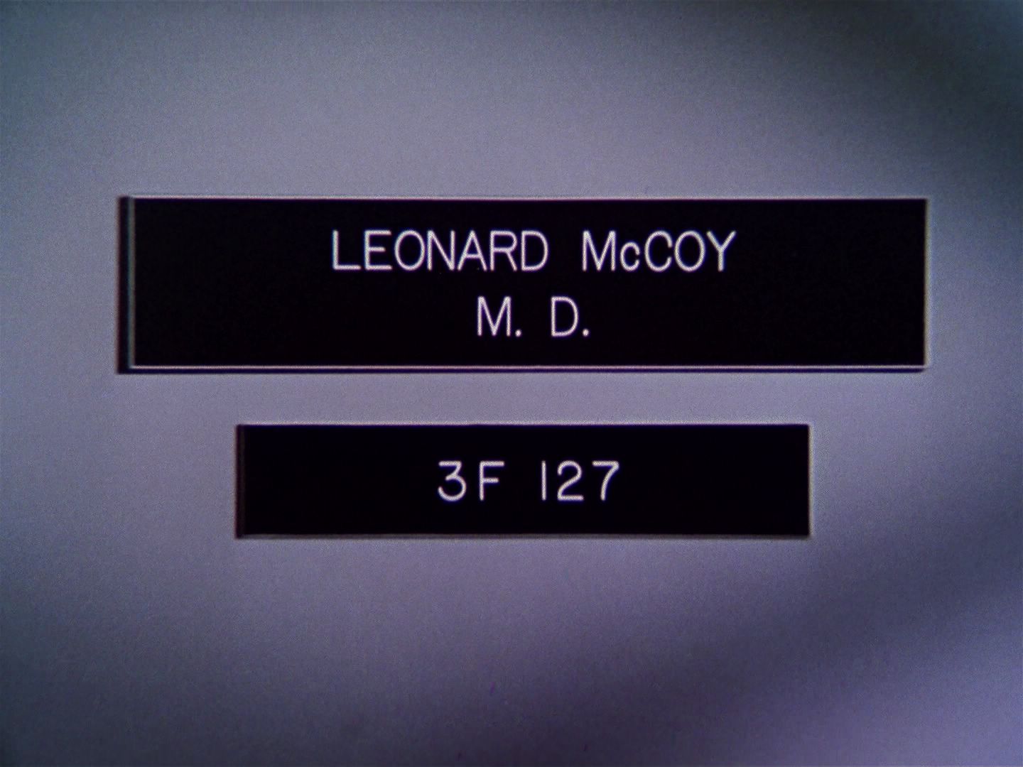 ariane179254_StarTrek_1x01_TheManTrap_1560.jpg