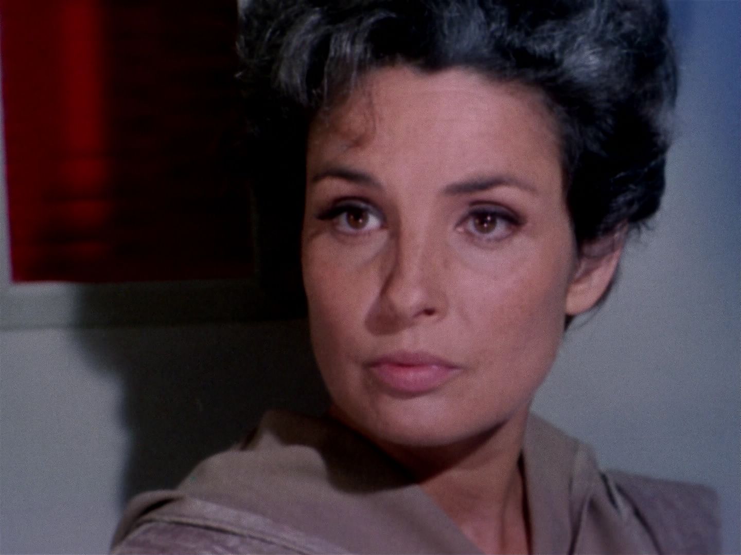 ariane179254_StarTrek_1x01_TheManTrap_1569.jpg