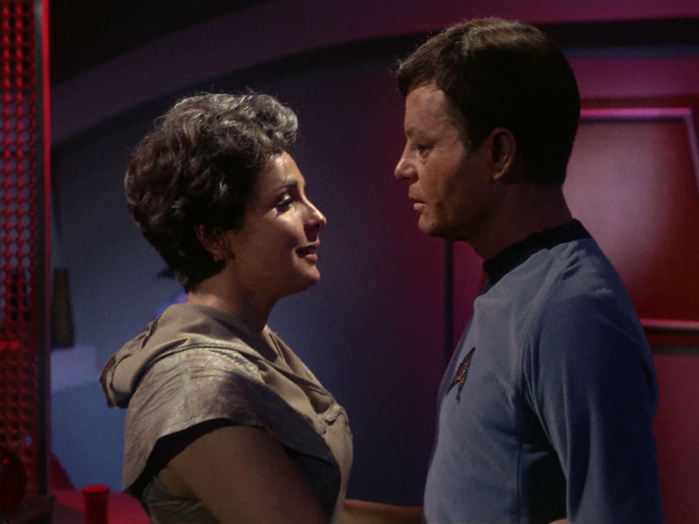 ariane179254_StarTrek_1x01_TheManTrap_1600.jpg