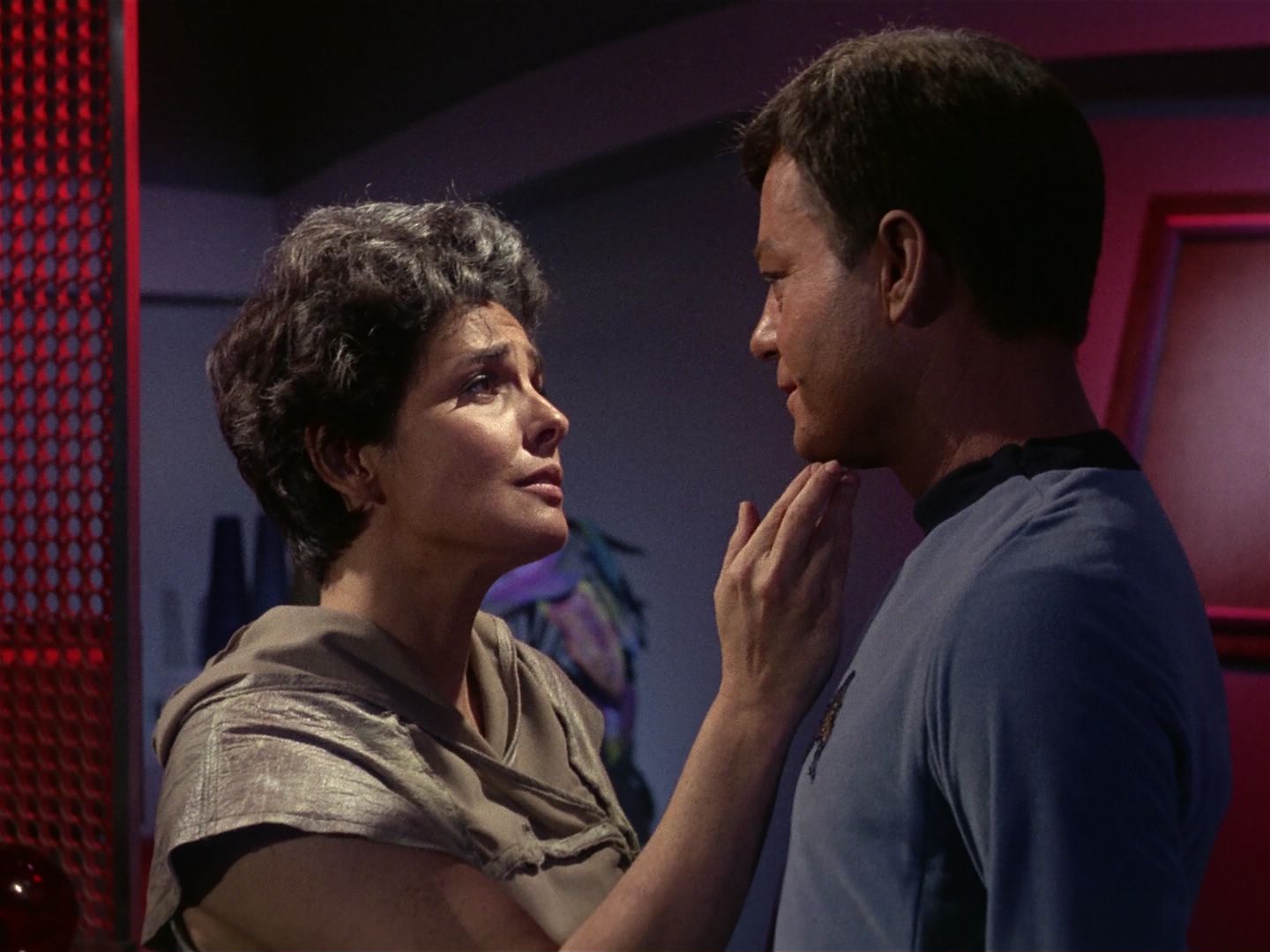 ariane179254_StarTrek_1x01_TheManTrap_1630.jpg