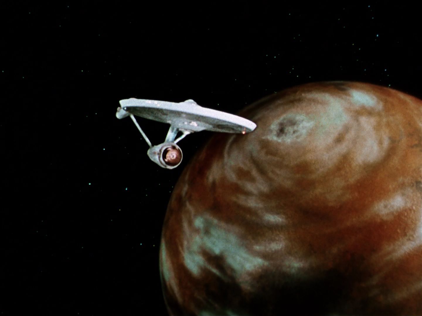 ariane179254_StarTrek_1x01_TheManTrap_1676.jpg