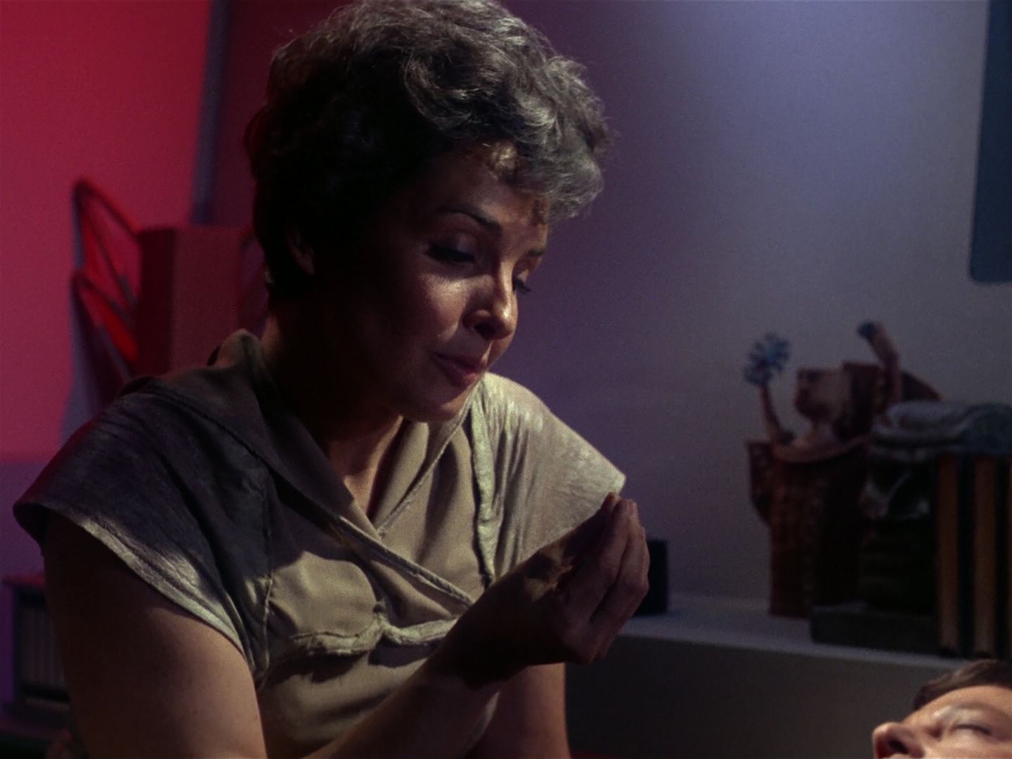 ariane179254_StarTrek_1x01_TheManTrap_1718.jpg