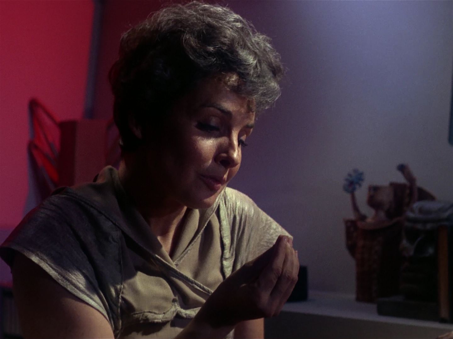 ariane179254_StarTrek_1x01_TheManTrap_1719.jpg