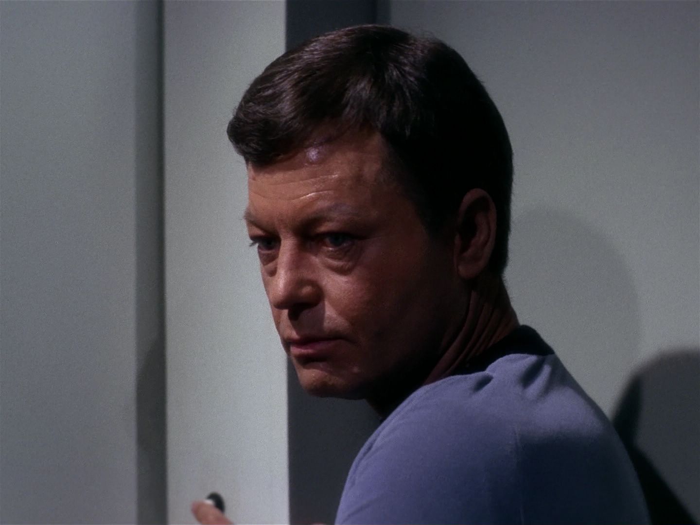 ariane179254_StarTrek_1x01_TheManTrap_1755.jpg