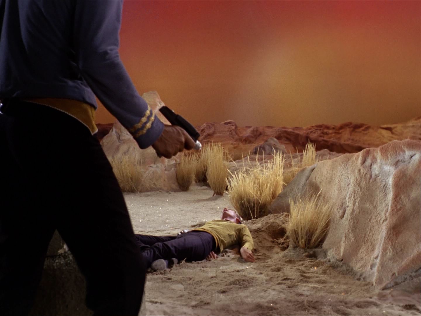 ariane179254_StarTrek_1x01_TheManTrap_1824.jpg