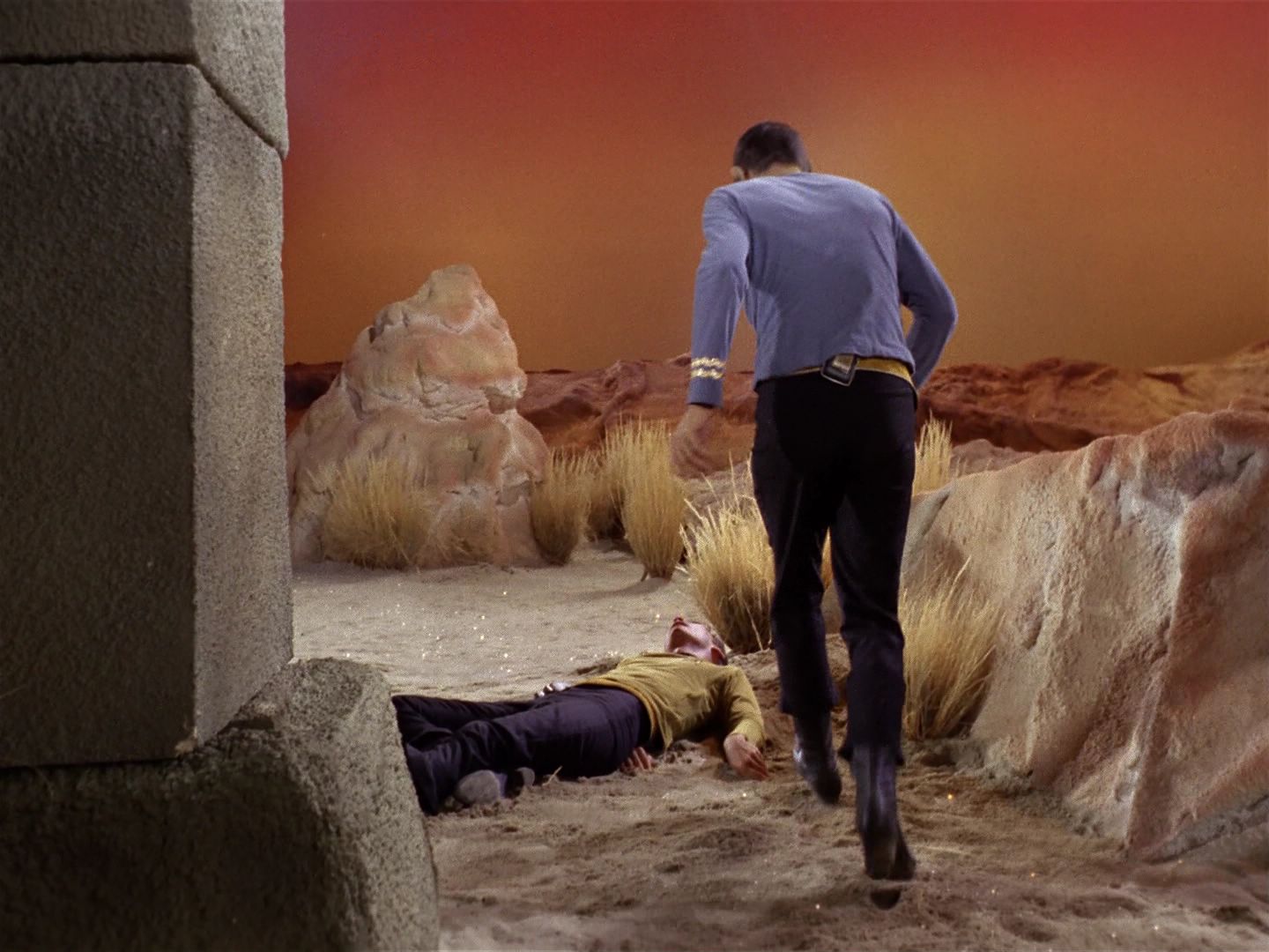 ariane179254_StarTrek_1x01_TheManTrap_1826.jpg