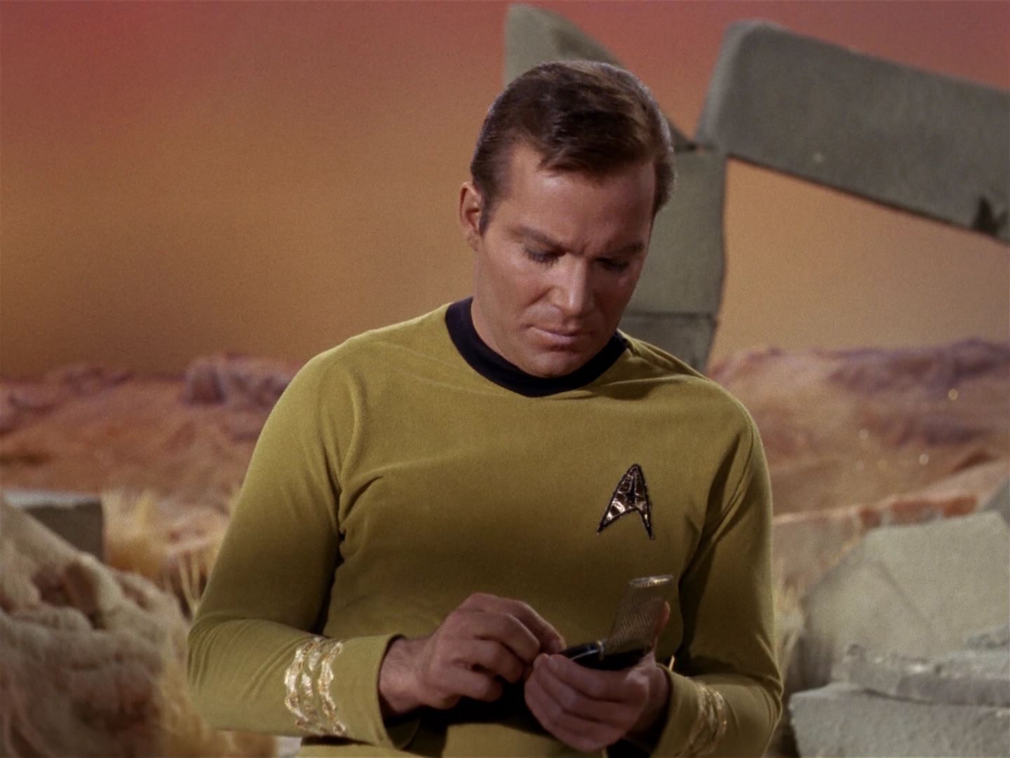 ariane179254_StarTrek_1x01_TheManTrap_1832.jpg