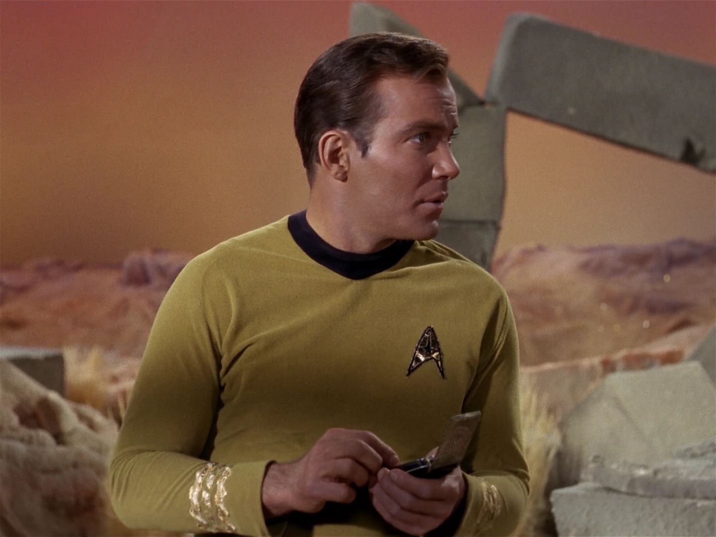ariane179254_StarTrek_1x01_TheManTrap_1836.jpg