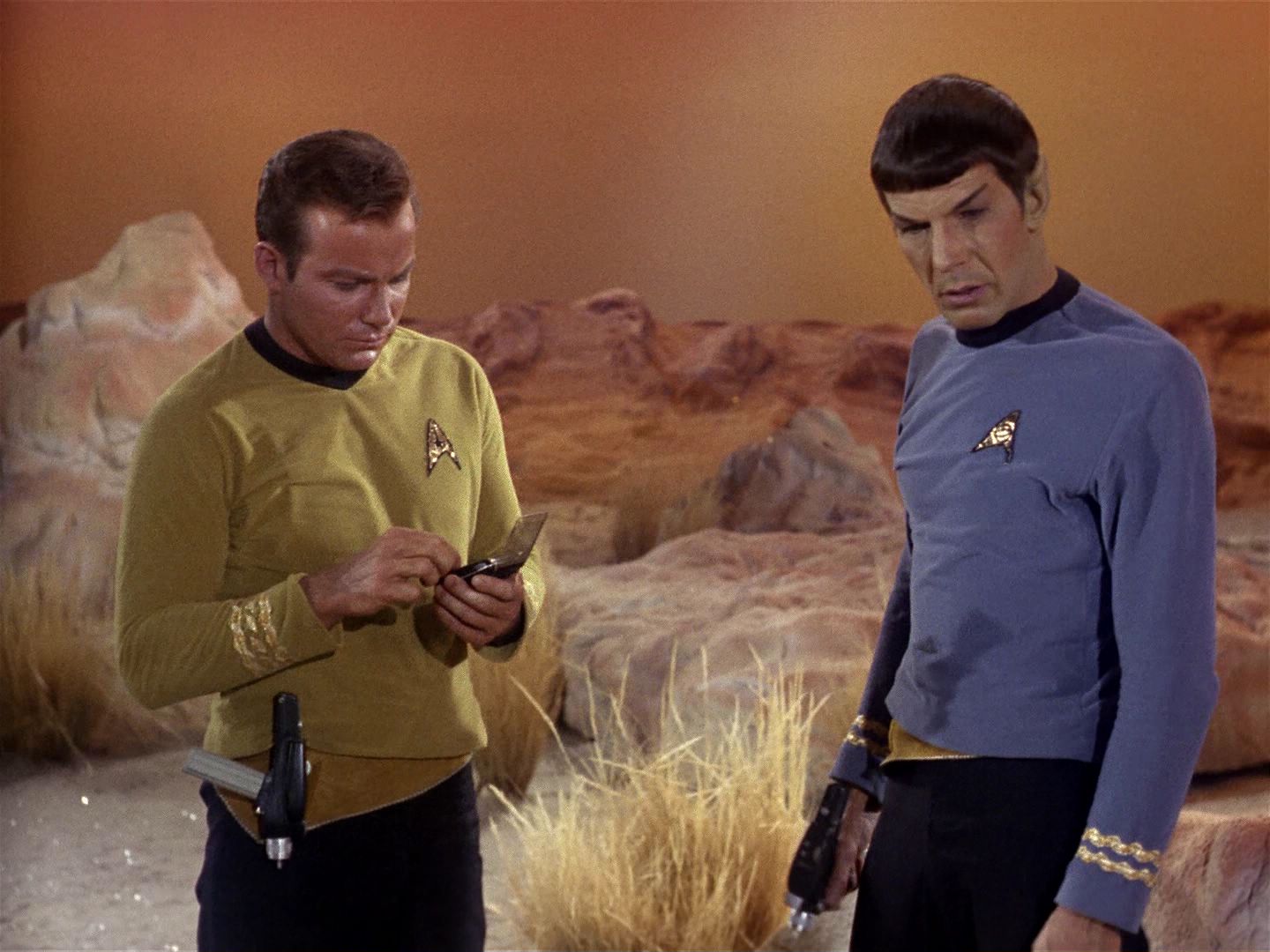 ariane179254_StarTrek_1x01_TheManTrap_1892.jpg