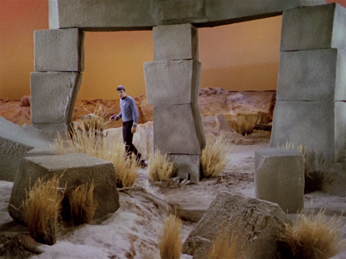 ariane179254_StarTrek_1x01_TheManTrap_1907.jpg
