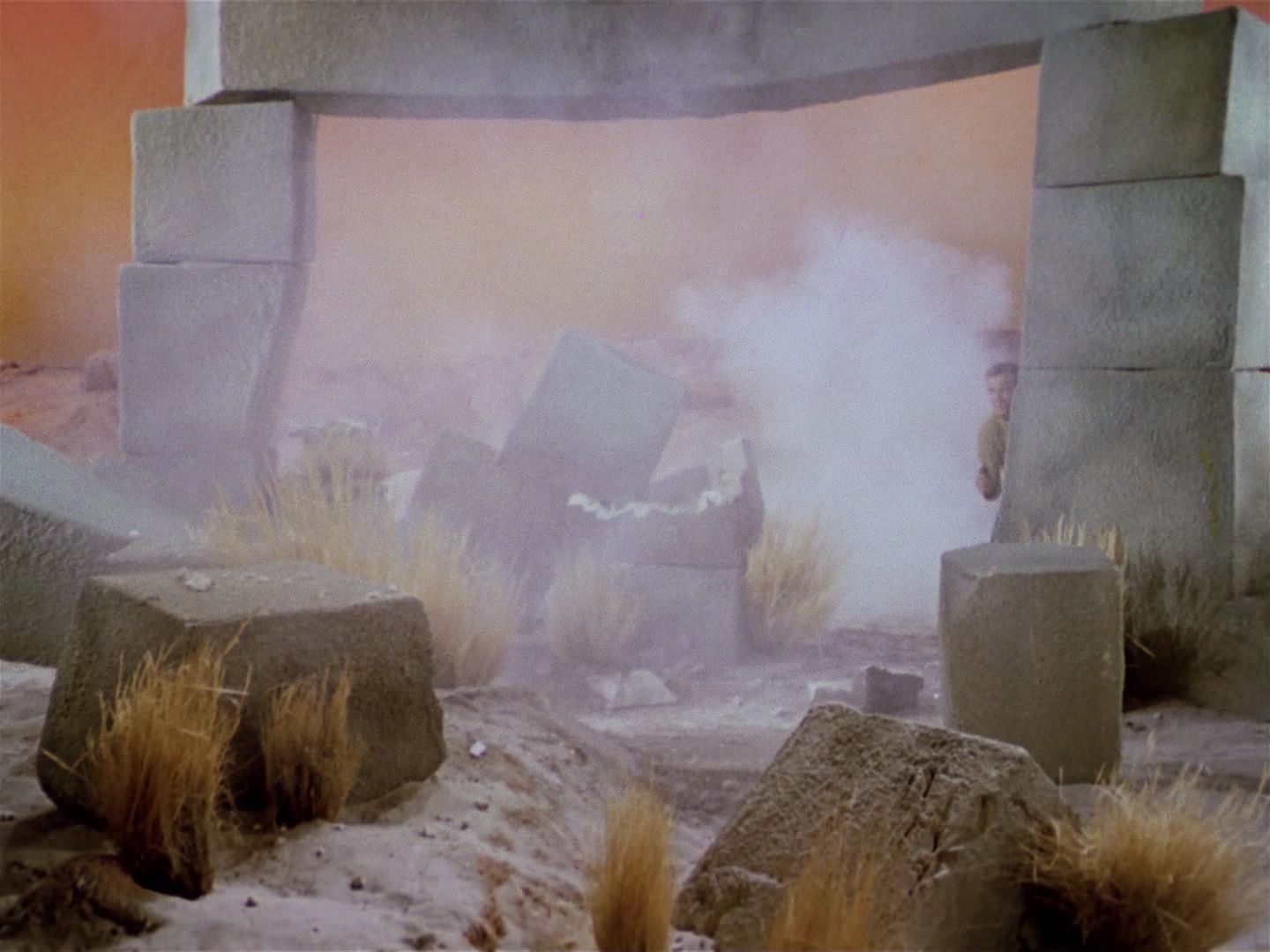 ariane179254_StarTrek_1x01_TheManTrap_1912.jpg