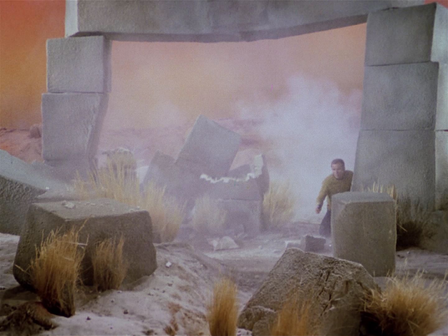 ariane179254_StarTrek_1x01_TheManTrap_1913.jpg