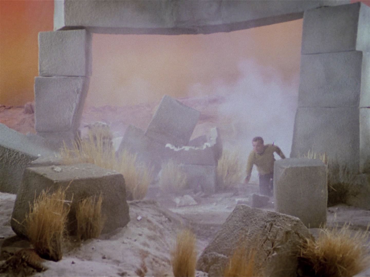 ariane179254_StarTrek_1x01_TheManTrap_1914.jpg