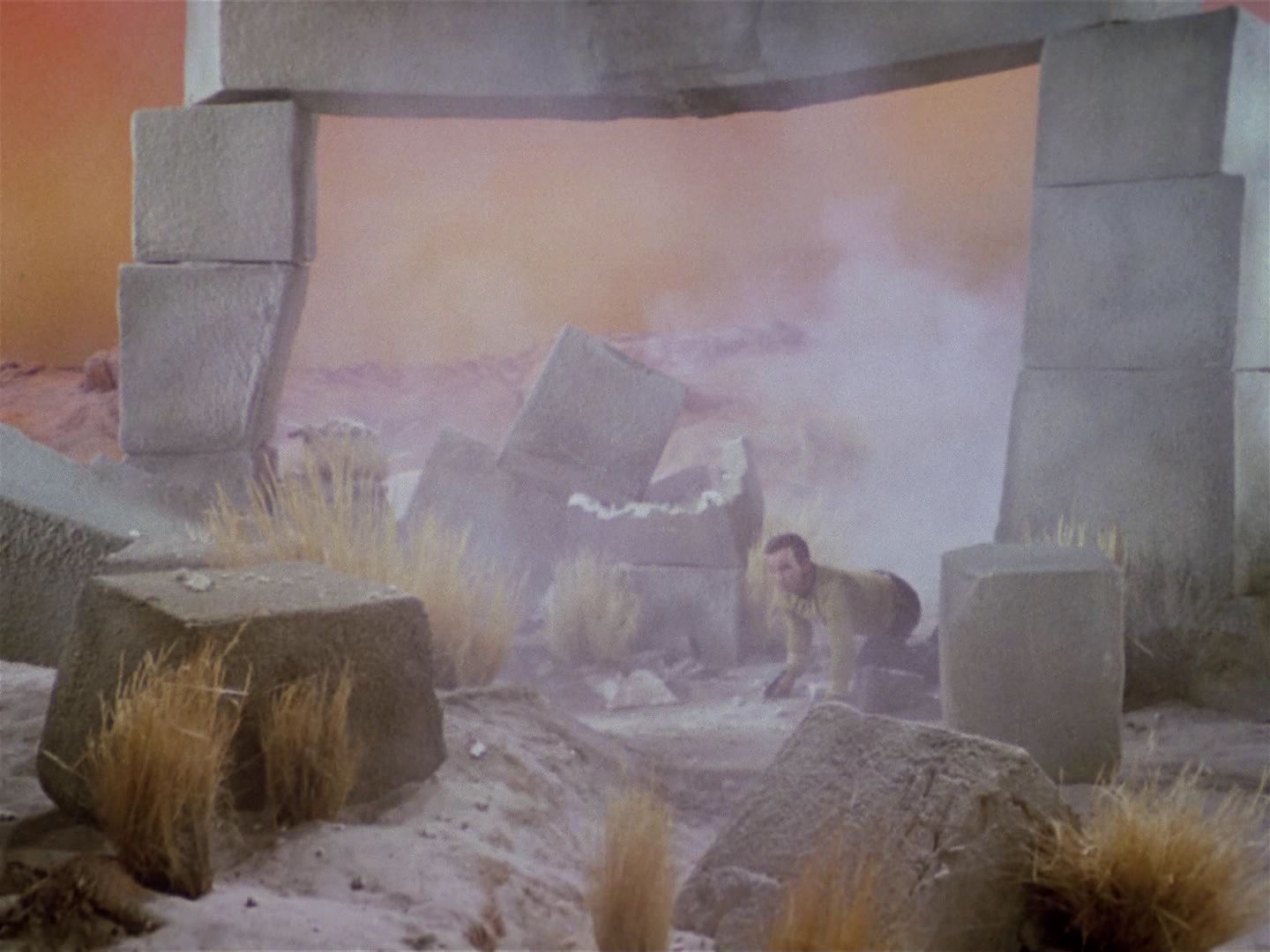 ariane179254_StarTrek_1x01_TheManTrap_1915.jpg