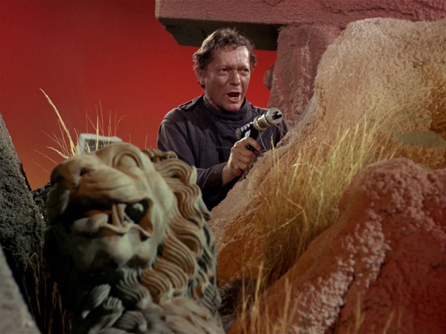 ariane179254_StarTrek_1x01_TheManTrap_1916.jpg