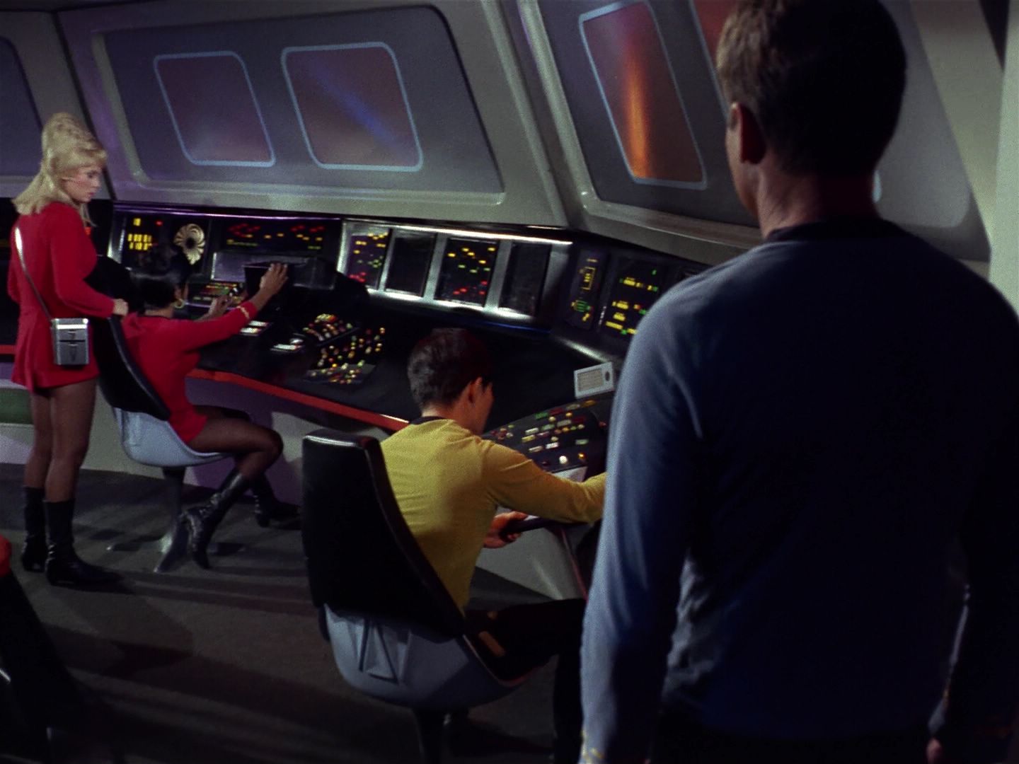 ariane179254_StarTrek_1x01_TheManTrap_1965.jpg
