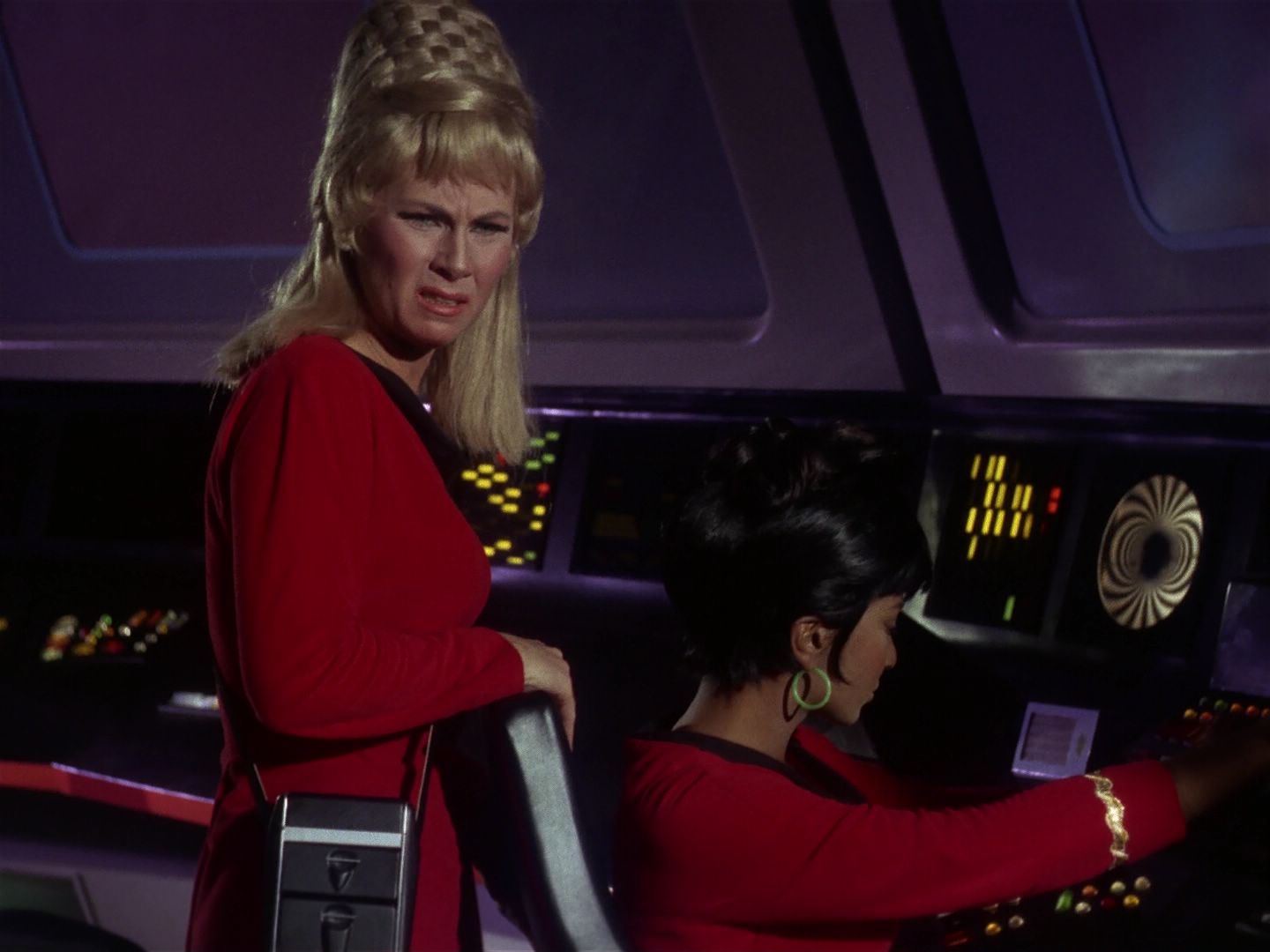 ariane179254_StarTrek_1x01_TheManTrap_1983.jpg