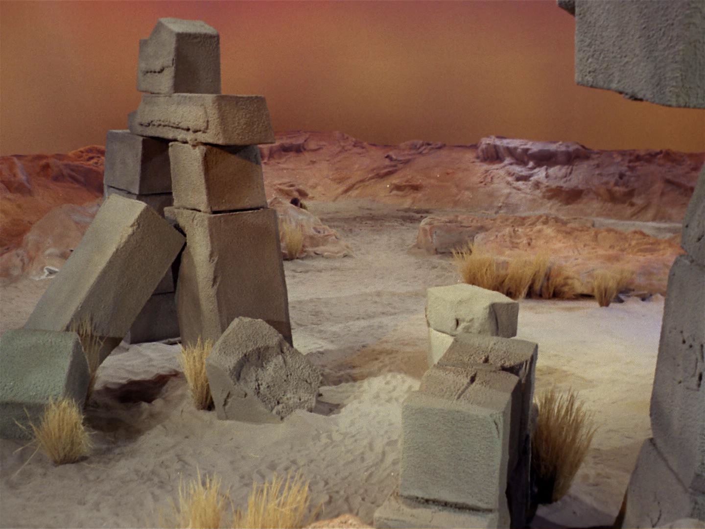 ariane179254_StarTrek_1x01_TheManTrap_2016.jpg