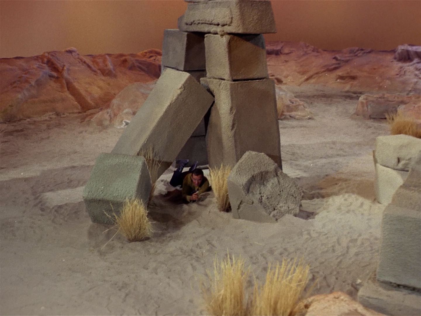 ariane179254_StarTrek_1x01_TheManTrap_2041.jpg