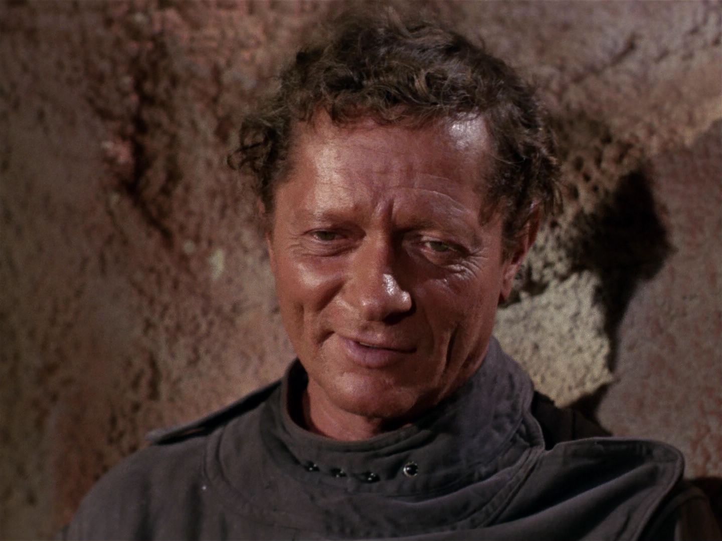 ariane179254_StarTrek_1x01_TheManTrap_2101.jpg
