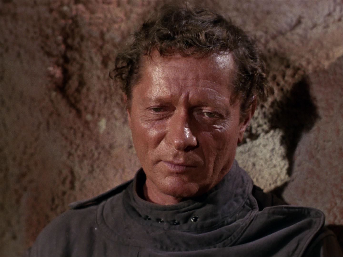 ariane179254_StarTrek_1x01_TheManTrap_2102.jpg