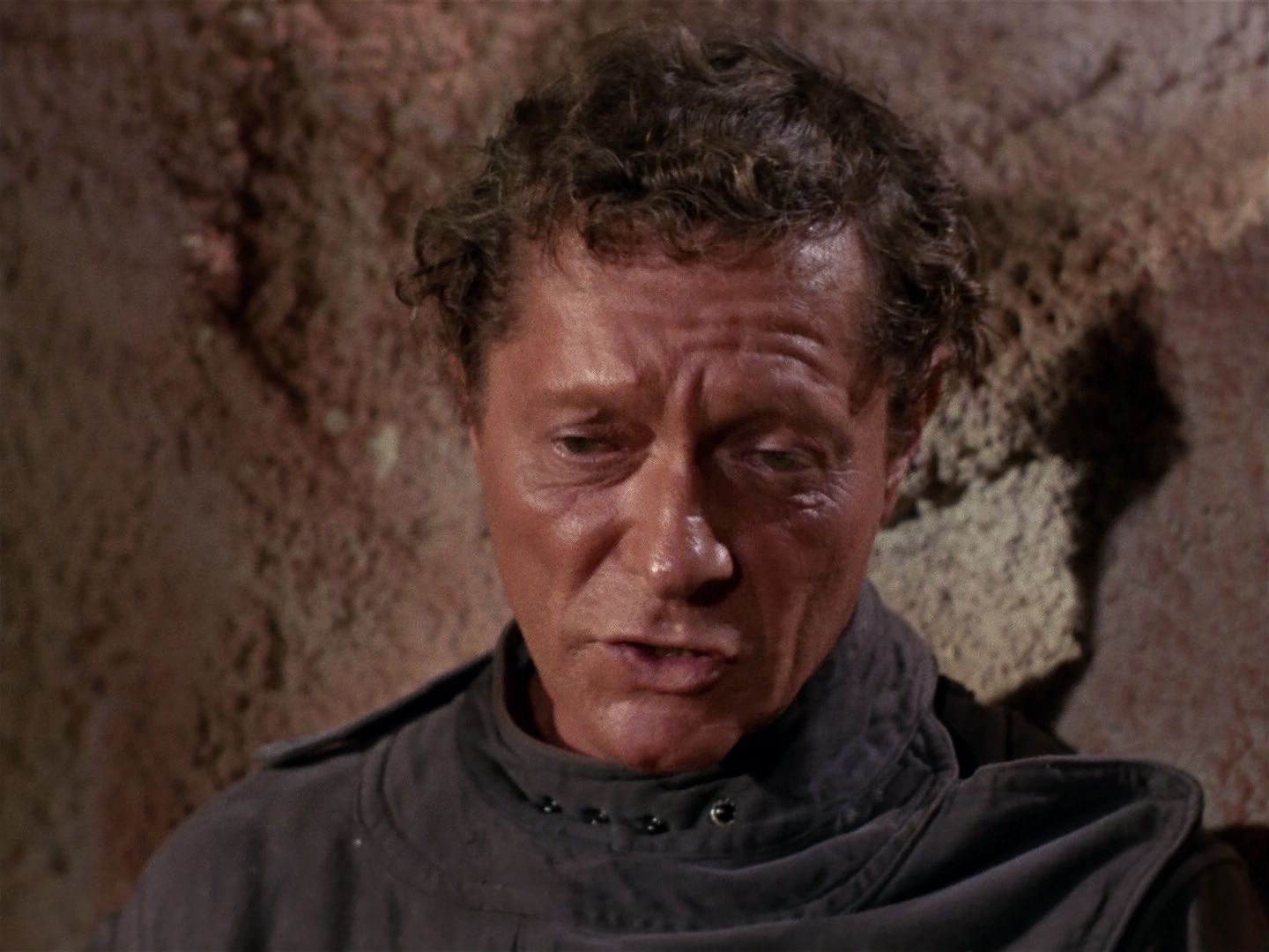 ariane179254_StarTrek_1x01_TheManTrap_2113.jpg