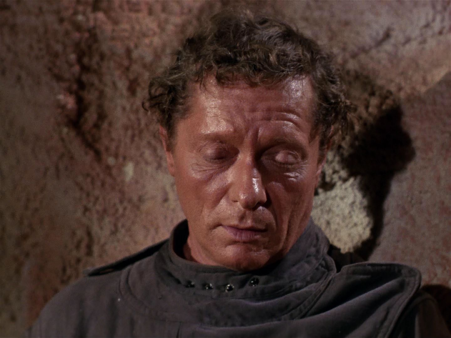 ariane179254_StarTrek_1x01_TheManTrap_2125.jpg