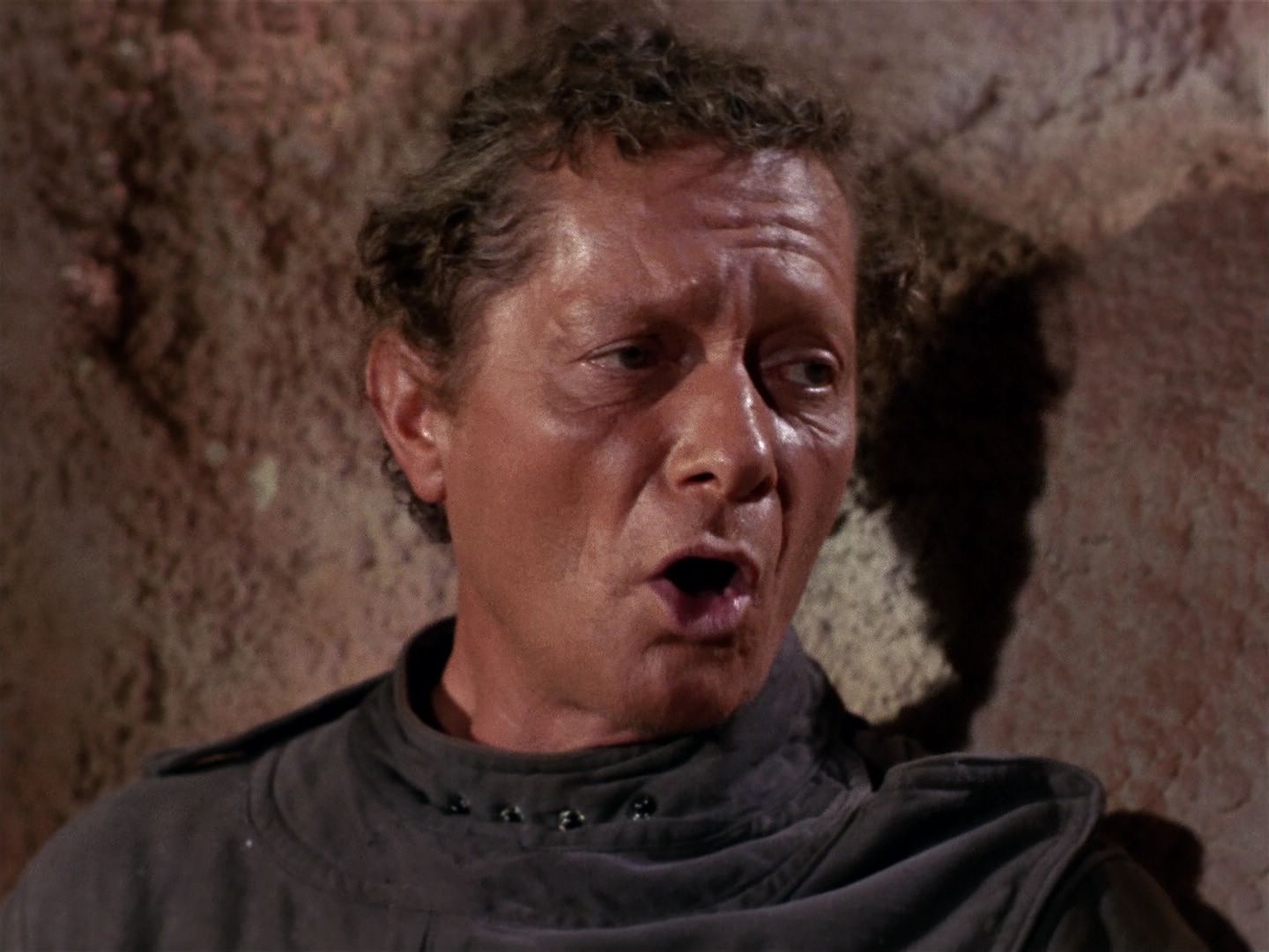 ariane179254_StarTrek_1x01_TheManTrap_2141.jpg