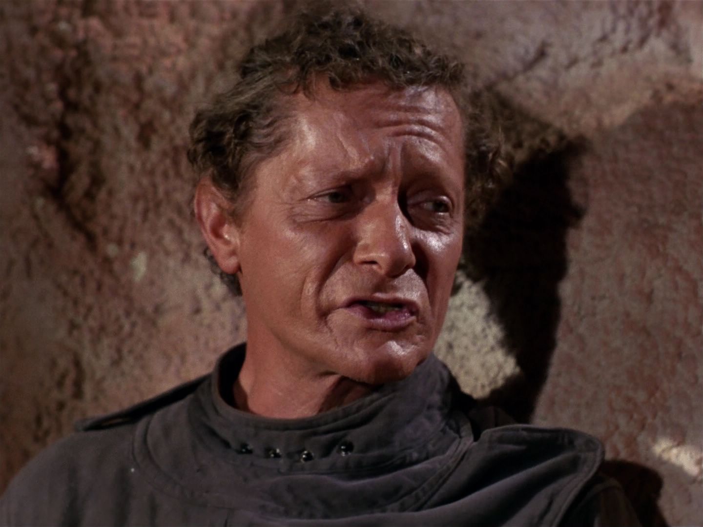 ariane179254_StarTrek_1x01_TheManTrap_2142.jpg