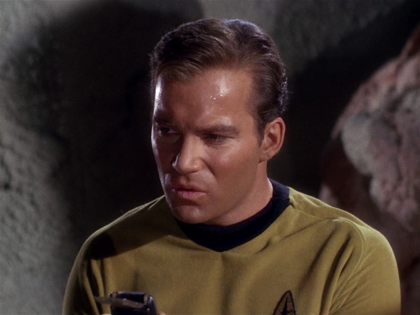 ariane179254_StarTrek_1x01_TheManTrap_2203.jpg