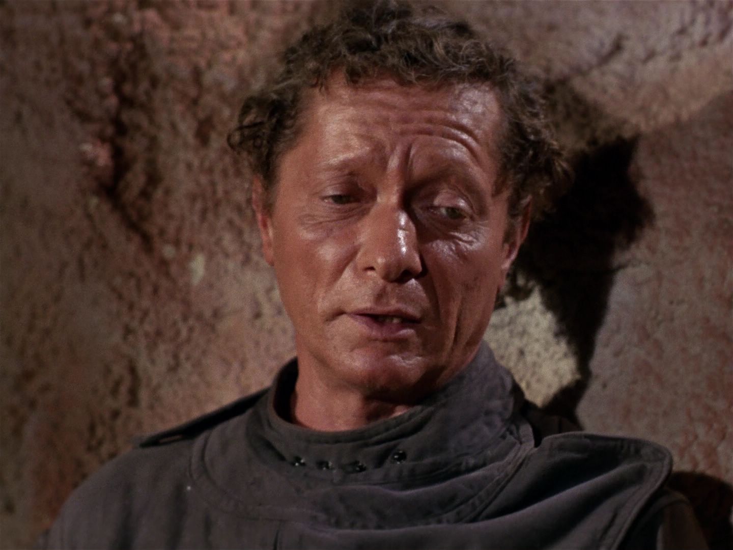 ariane179254_StarTrek_1x01_TheManTrap_2215.jpg