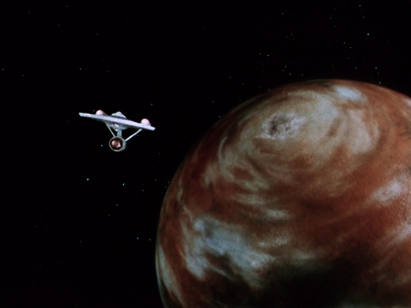 ariane179254_StarTrek_1x01_TheManTrap_2241.jpg