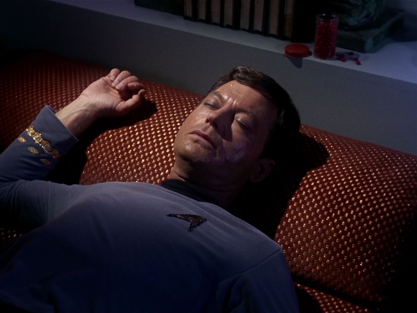 ariane179254_StarTrek_1x01_TheManTrap_2264.jpg