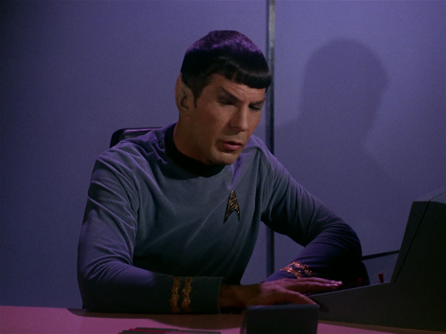 ariane179254_StarTrek_1x01_TheManTrap_2357.jpg