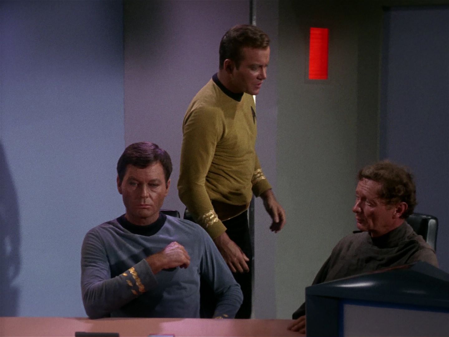 ariane179254_StarTrek_1x01_TheManTrap_2457.jpg