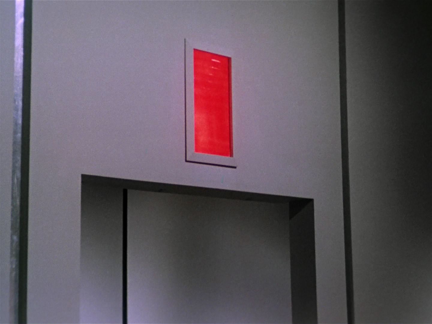 ariane179254_StarTrek_1x01_TheManTrap_2537.jpg