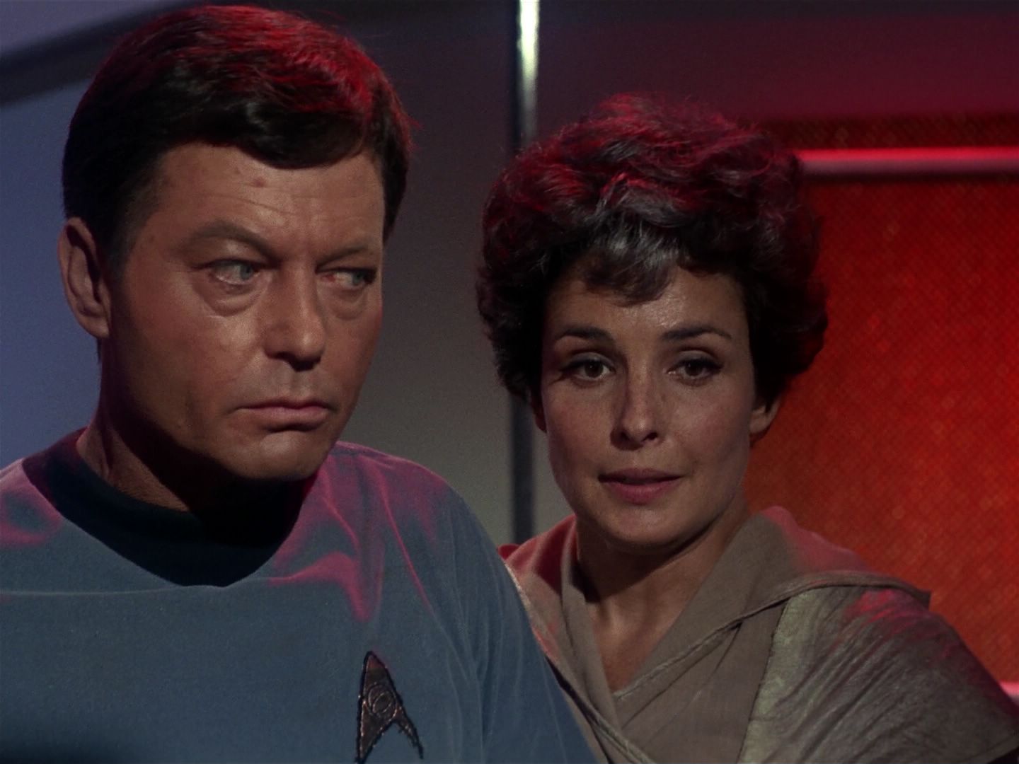 ariane179254_StarTrek_1x01_TheManTrap_2650.jpg