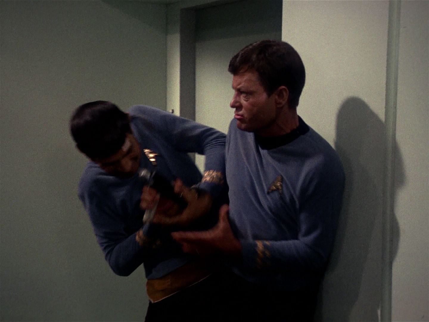 ariane179254_StarTrek_1x01_TheManTrap_2693.jpg