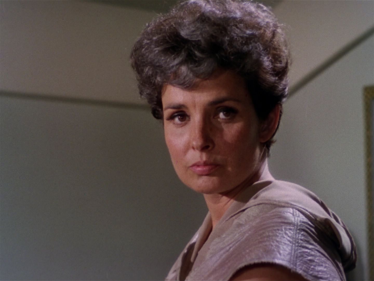 ariane179254_StarTrek_1x01_TheManTrap_2732.jpg