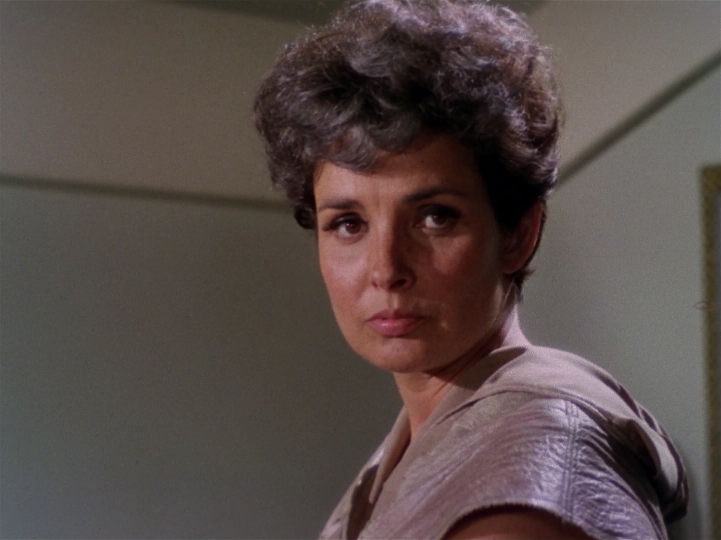 ariane179254_StarTrek_1x01_TheManTrap_2733.jpg